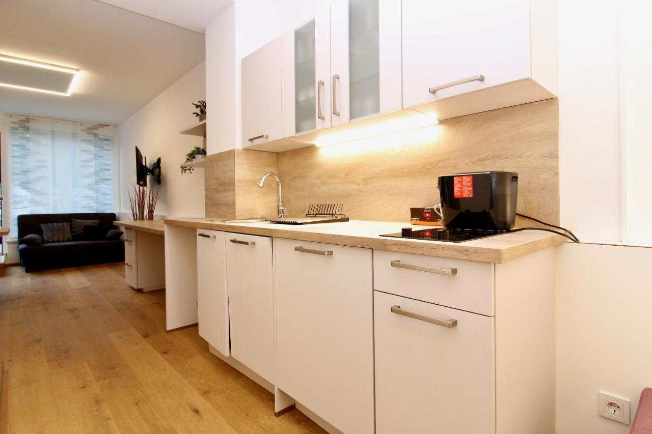 Central Studio Work And Travel Wenen Buitenkant foto
