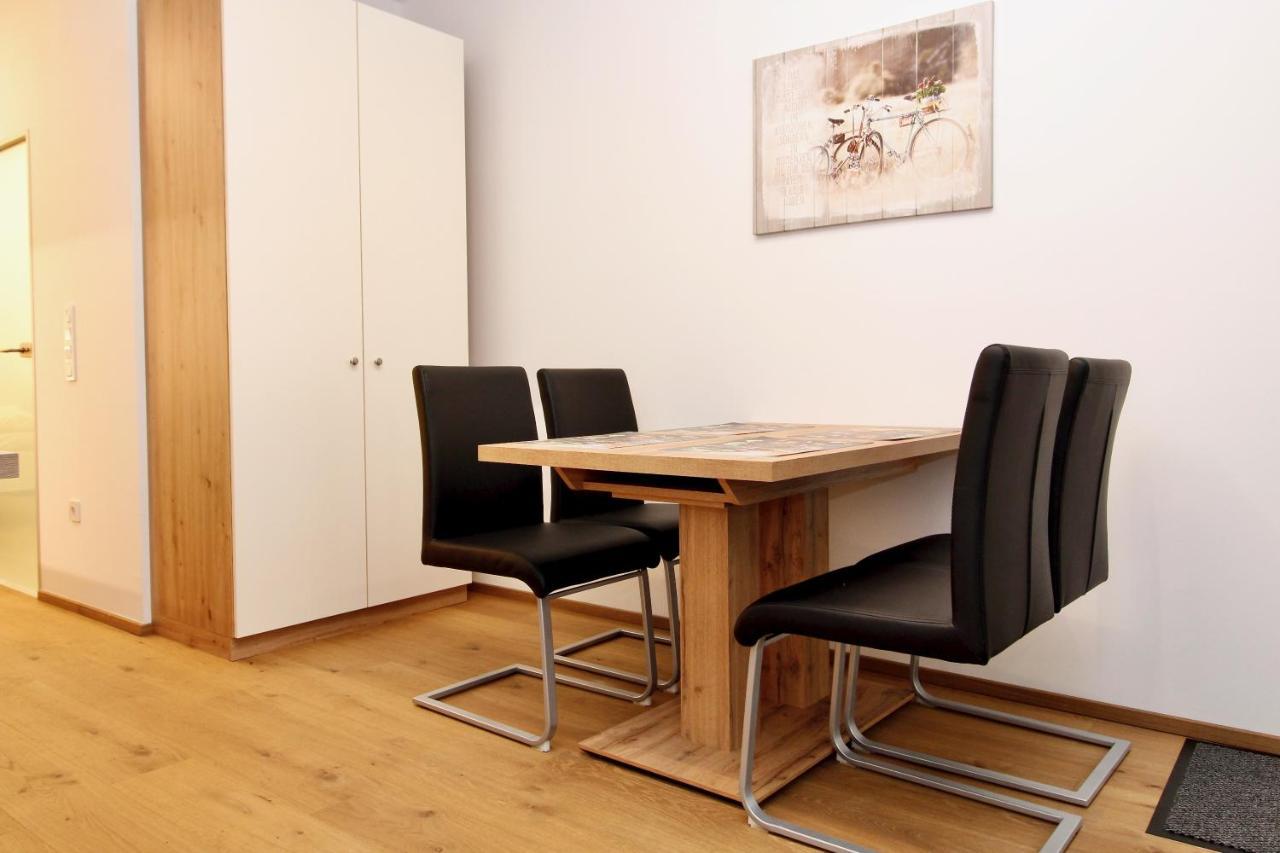 Central Studio Work And Travel Wenen Buitenkant foto